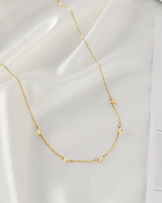 Personalisierte Kette Buchstaben Gold