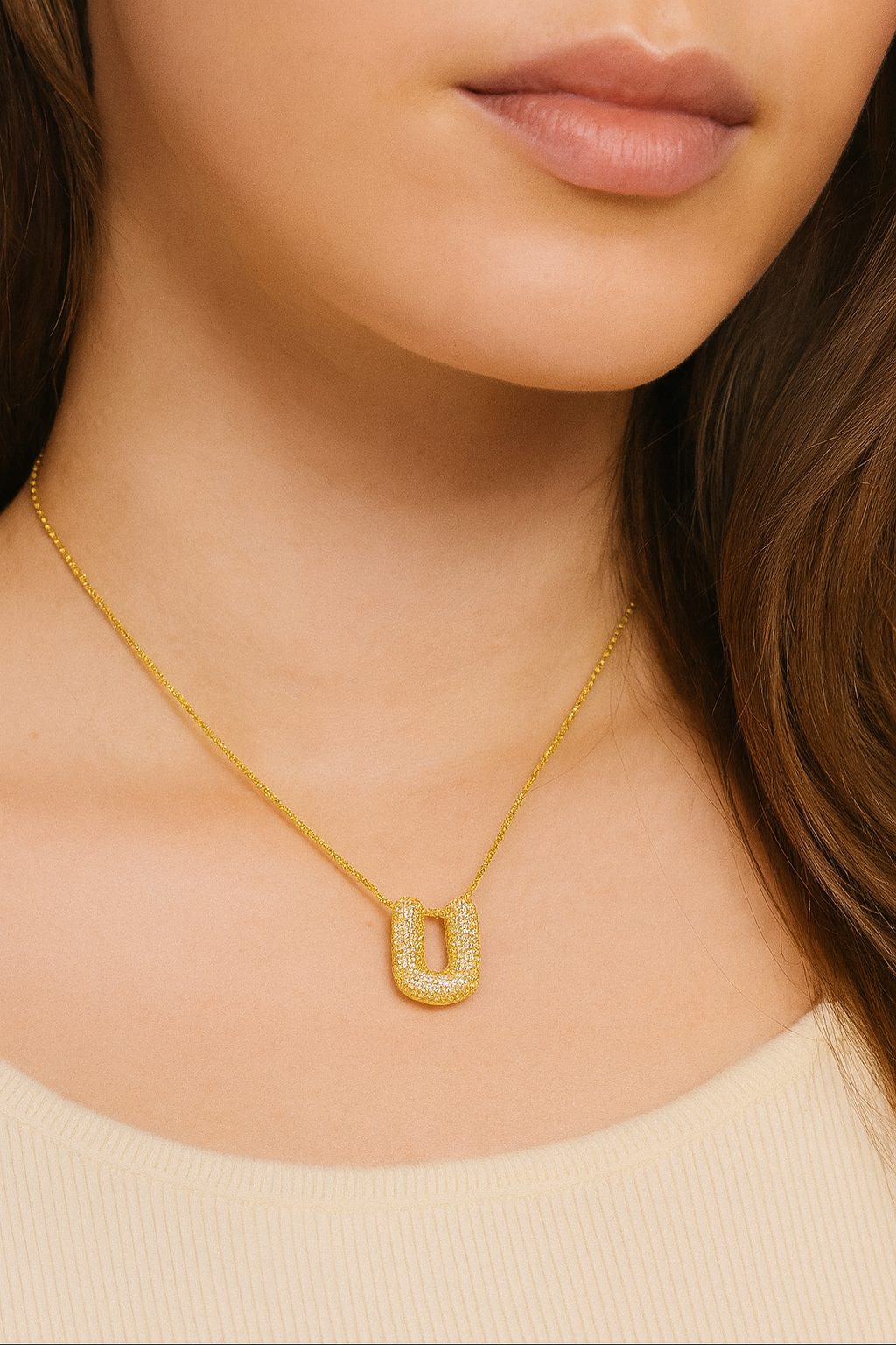 buchstabe-u-als-kette-echt-gold