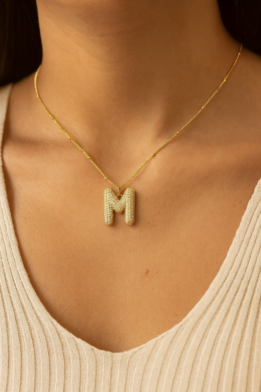 buchstaben-kette-gold-m