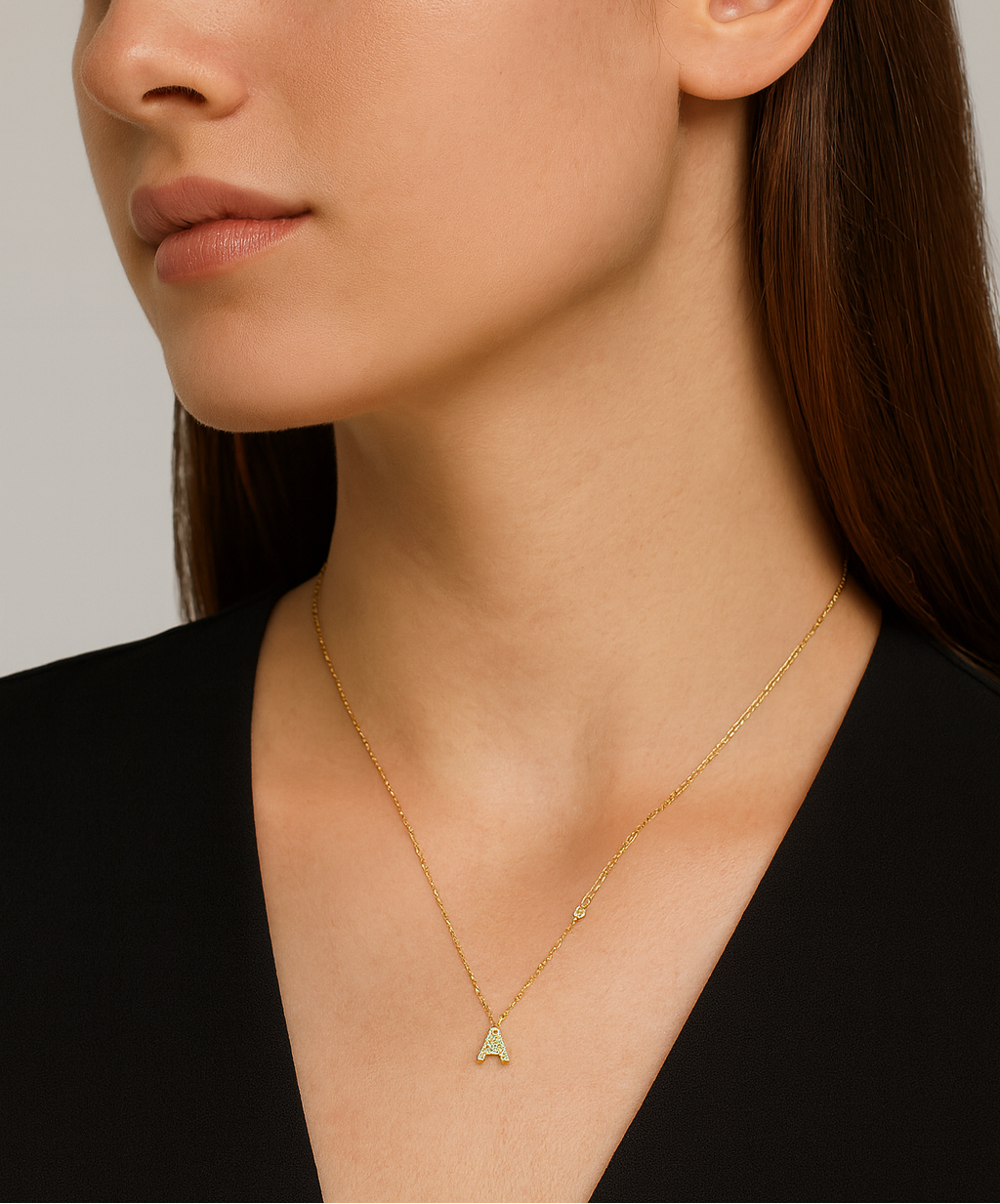 buchstaben-kette-gold-mit-steinen