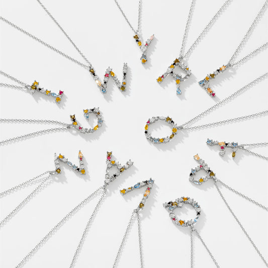 kette-mit-initialen-silber-glitzer