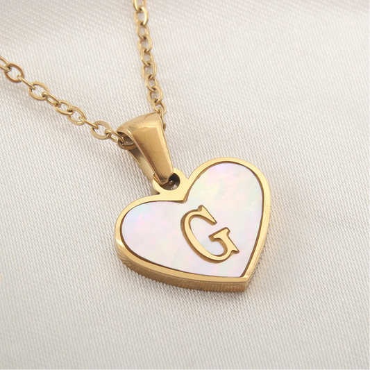 Buchstabe G Goldkette