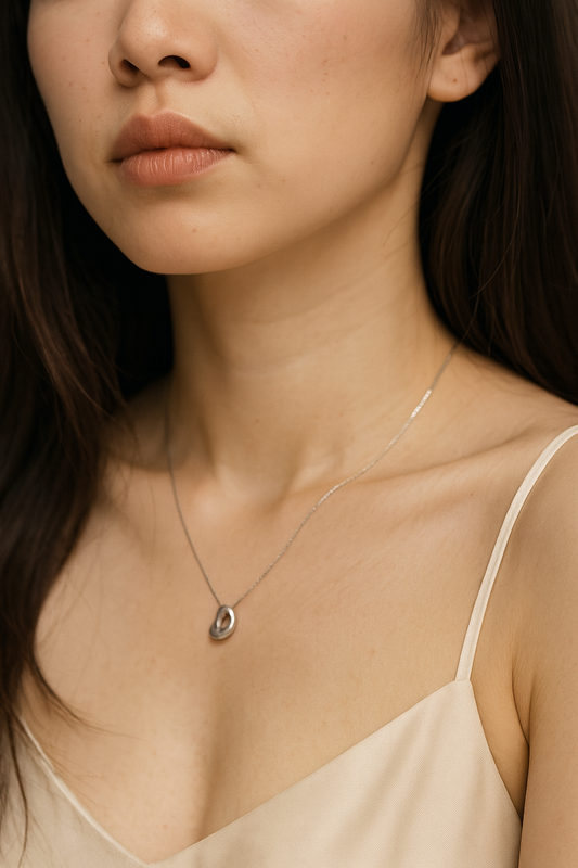 bubble-letter-necklace-silver