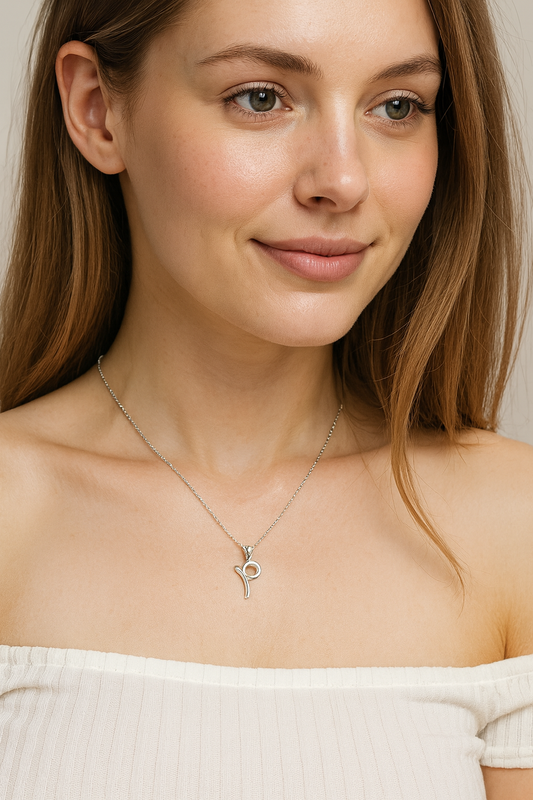 silberkette-mit-anhanger-buchstabe-p